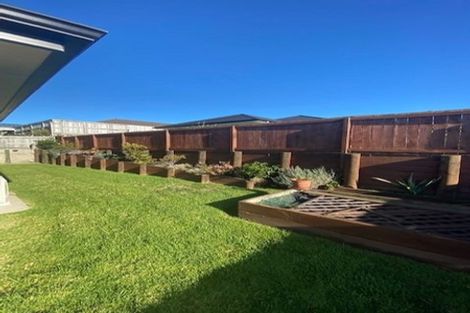 Photo of property in 31 Fairfax Crescent, Pyes Pa, Tauranga, 3112