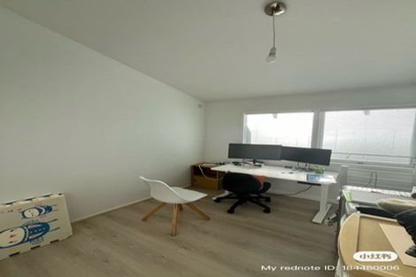 Photo of property in 2/1a Yeovil Road, Te Atatu Peninsula, Auckland, 0610