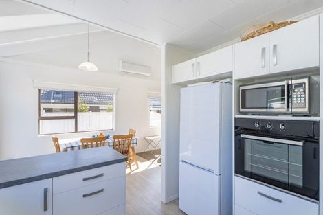 Photo of property in 68 Catherine Crescent, Whitianga, 3510