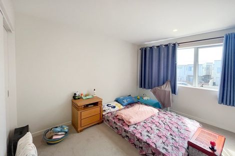 Photo of property in 16 Gecko Road, Hobsonville, Auckland, 0616