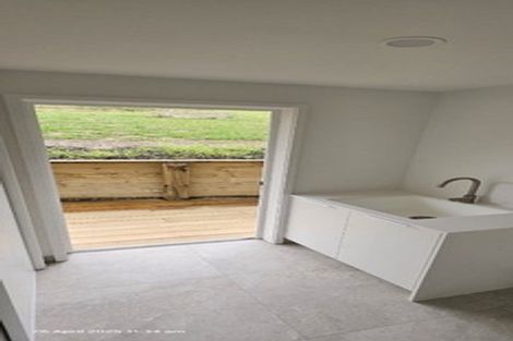 Photo of property in 24 Milla Mae Rise, Woodhill, 0110