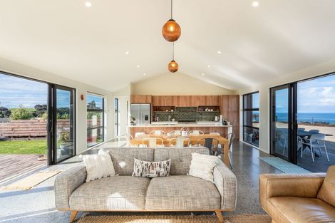 Photo of property in 272 Otokia-kuri Bush Road East, Kuri Bush, Dunedin, 9091