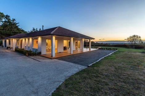 Photo of property in 162 Point View Drive, East Tamaki Heights, Auckland, 2016