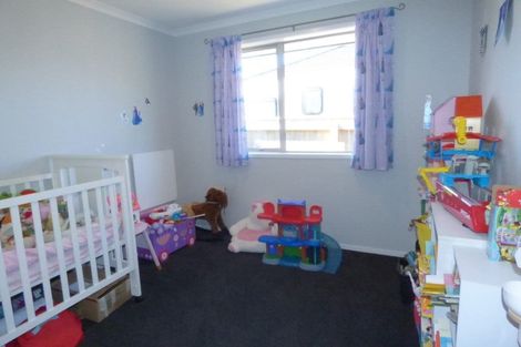 Photo of property in 13 Dreaver Drive, Waitara, 4320