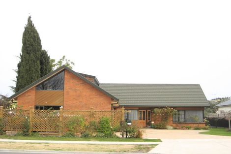 Photo of property in 144 Avenue Road, Greenmeadows, Napier, 4112