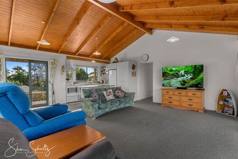 Photo of property in 7 Te Opi Road East, Whakapirau, Maungaturoto, 0583