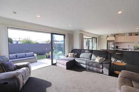 Photo of property in 40 Queen Street, Winton, 9720