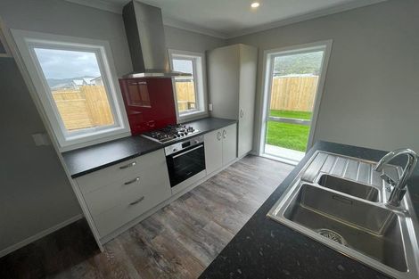 Photo of property in 22 Te Ara O Toroa, Wainuiomata, Lower Hutt, 5014