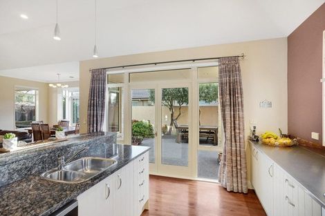 Photo of property in 21 Cairnbrae Drive, Prebbleton, 7604