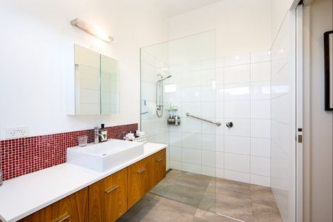 Photo of property in 76 Aubrey Road, Wanaka, 9305