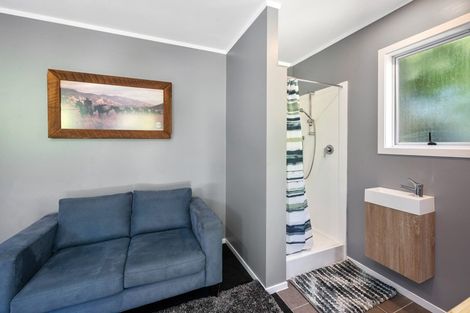 Photo of property in 17 Irwin Place, Kinloch, Taupo, 3377