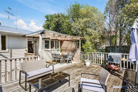 Photo of property in 58 Helena Street, Massey, Auckland, 0614