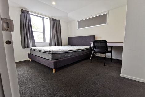 Photo of property in 2/2 Montana Avenue, Ilam, Christchurch, 8041