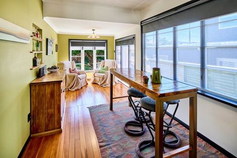 Photo of property in 135 Seaview Road, Paraparaumu Beach, Paraparaumu, 5032