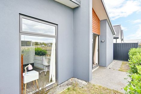 Photo of property in 15a Te Whenu Crescent, Marshland, Christchurch, 8083