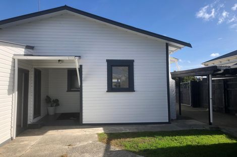 Photo of property in 33 Waldegrave Street, Palmerston North, 4410