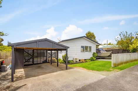 Photo of property in 42a Rautawhiri Road, Helensville, 0800