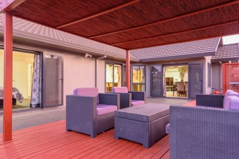 Photo of property in 6 Stableford Drive, Pyes Pa, Tauranga, 3112