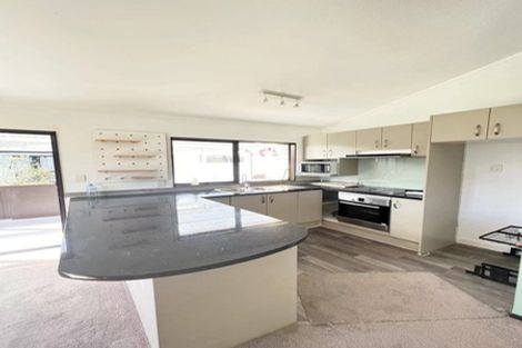 Photo of property in 2/248 Pakuranga Road, Pakuranga Heights, Auckland, 2010