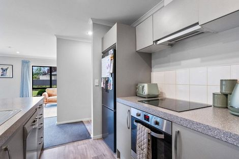 Photo of property in 134 Seaward Road, Edendale, 9825