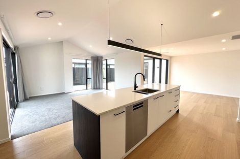 Photo of property in 20 Dray Place, Halswell, Christchurch, 8025