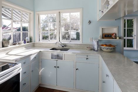 Photo of property in 2/125b Tasman Street, Nelson, 7010