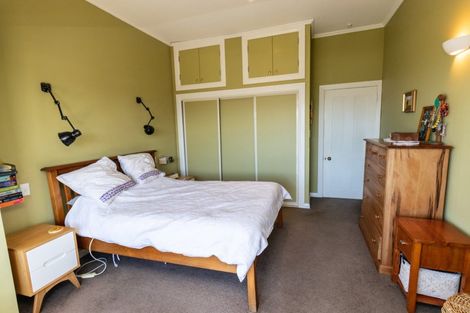 Photo of property in 16 Fortunatus Street, Brooklyn, Wellington, 6021