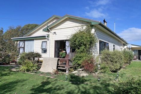 Photo of property in 5 Stuart Street, Owaka, 9535