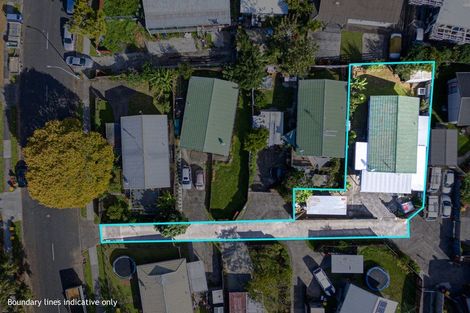 Photo of property in 2/10 Nearco Street, Randwick Park, Auckland, 2105