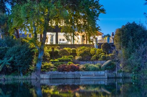 Photo of property in 15 Pastoral Lane, Hokowhitu, Palmerston North, 4410