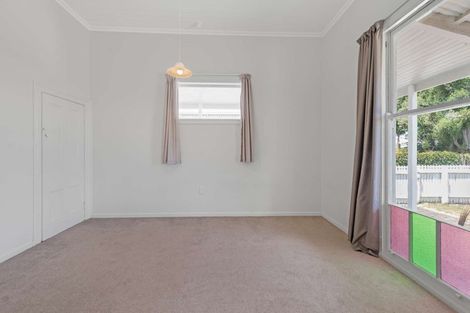 Photo of property in 24 Alma Road, Gonville, Whanganui, 4501