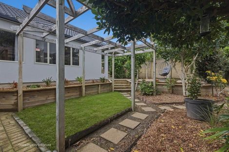 Photo of property in 250 Castlewold Drive, Bethlehem, Tauranga, 3110