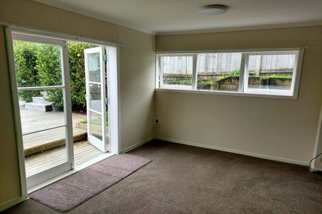Photo of property in 23 Downing Street, Glenfield, Auckland, 0629