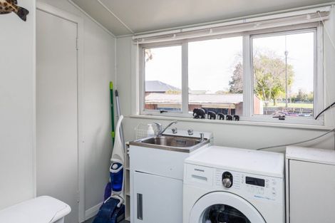 Photo of property in 42 Shamrock Street, Takaro, Palmerston North, 4412