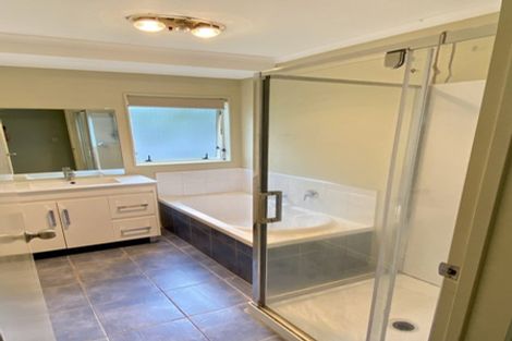 Photo of property in 46 Senator Drive, Manurewa, Auckland, 2105