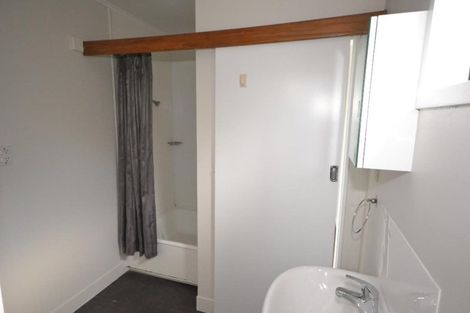 Photo of property in 1/25 Kitchener Terrace, Johnsonville, Wellington, 6037