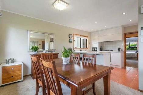 Photo of property in 23 Horotutu Road, Greenlane, Auckland, 1061