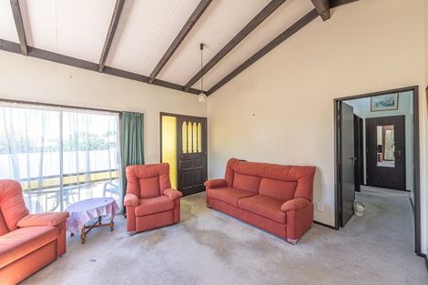 Photo of property in 16 Sussex Road, Springvale, Whanganui, 4501