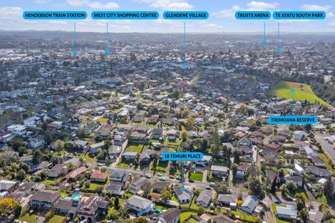 Photo of property in 18 Temuri Place, Glendene, Auckland, 0602