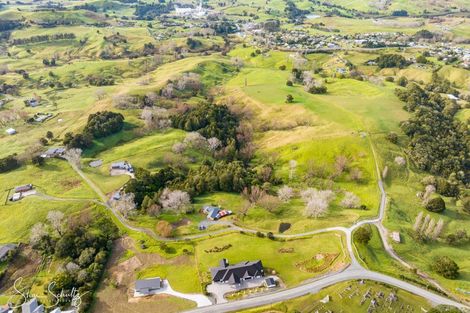 Photo of property in 16 Nikau Lane, Maungaturoto, 0520