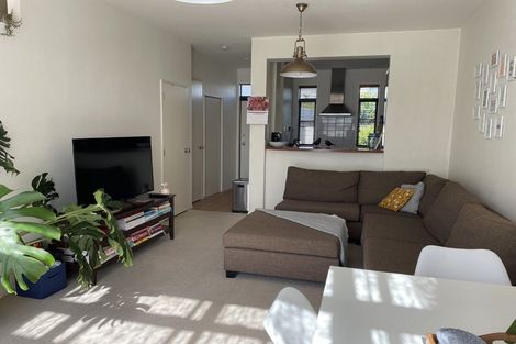 Photo of property in 13/2 Armoy Drive, East Tamaki, Auckland, 2016