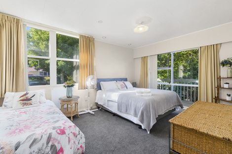 Photo of property in 10 Naera Place, Kawaha Point, Rotorua, 3010