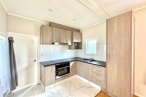 Photo of property in 38 Buller Crescent, Manurewa, Auckland, 2102