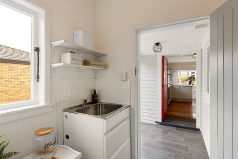 Photo of property in 5 Bettina Road, Fairfield, Hamilton, 3214