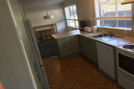 Photo of property in 5 Hookway Grove, Paraparaumu, 5032