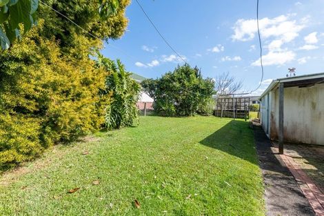 Photo of property in 69 Willerton Avenue, New Lynn, Auckland, 0600