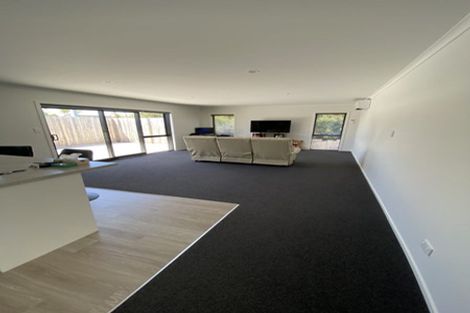 Photo of property in 18 Chelwood Street, Takaro, Palmerston North, 4412