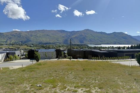 Photo of property in 16 Akitu Rise, Wanaka, 9305