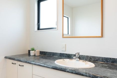 Photo of property in 4 Waverton Terrace, Churton Park, Wellington, 6037