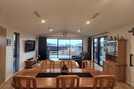 Photo of property in 8 Vintners Way, Stoke, Nelson, 7011